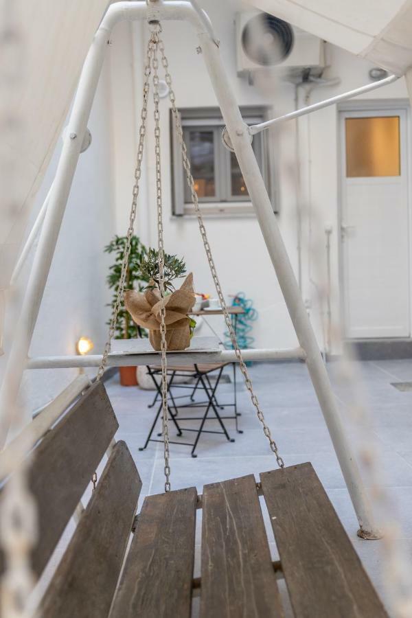 Apartment Ports Crossroad A *